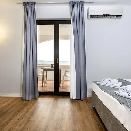 Apartments Dida Sime Starigrad Paklenica Extérieur photo