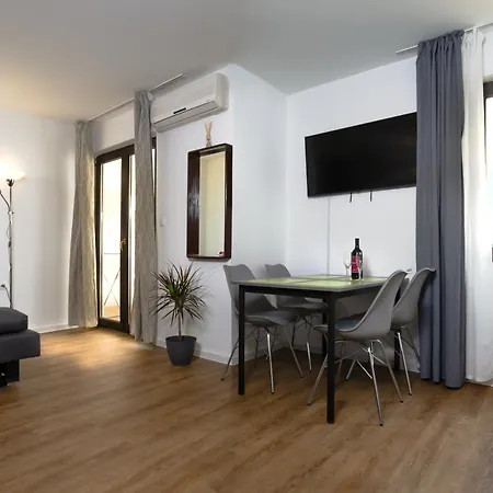 Apartments Dida Sime Starigrad Paklenica Chambre photo