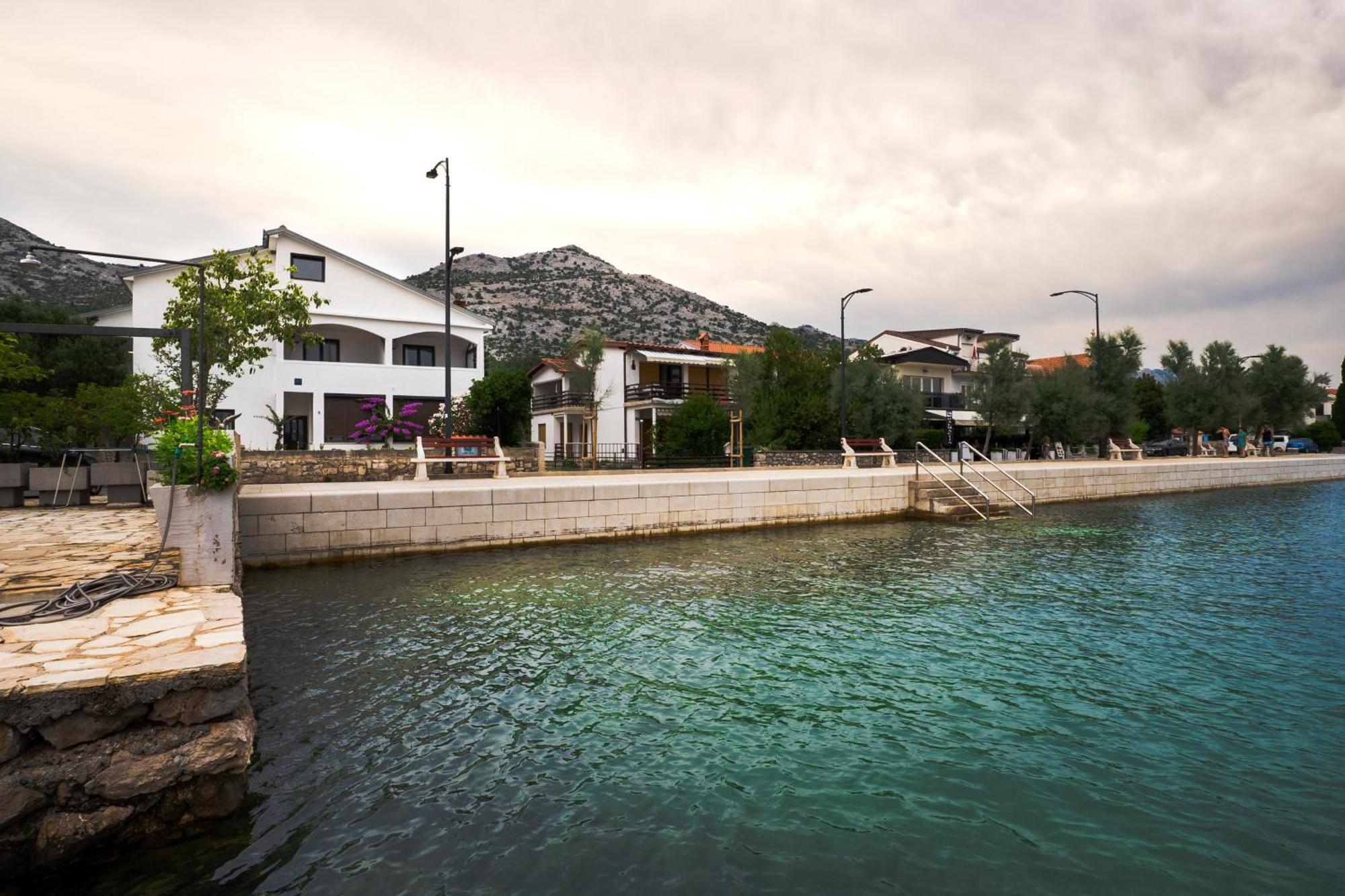 Apartment Dida Sime Starigrad Paklenica